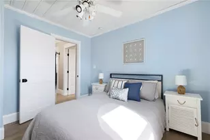 4 Vaughn Ave, Newport, RI 02840 - Photo 11