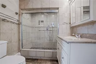 146 Sterry St, Pawtucket, RI 02860 - Photo 17