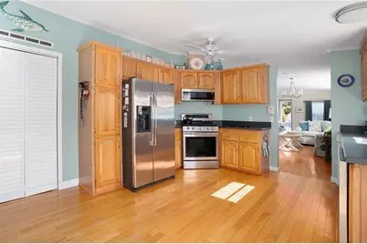 9 Mockingbird Lane, Tiverton, RI 02878 - Photo 13