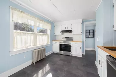 9 Cummings Road, Newport, RI 02840 - Photo 7