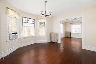 9 Cummings Rd, Newport, RI 02840 - Photo 13