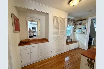 27 Young Street #1, Newport, RI 02840 - Photo 17