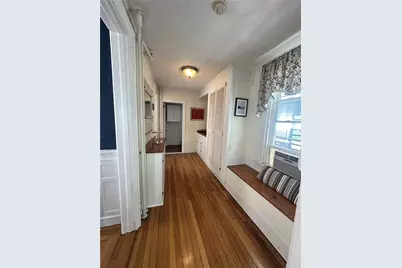 27 Young Street #1, Newport, RI 02840 - Photo 19