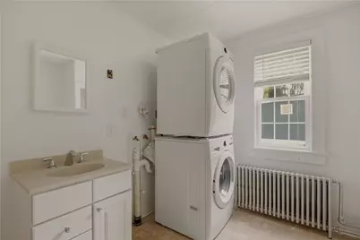 26 Freebody Street, Newport, RI 02840 - Photo 19