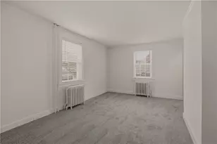 26 Freebody St, Newport, RI 02840 - Photo 11
