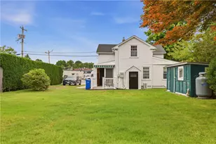 26 Freebody St, Newport, RI 02840 - Photo 25