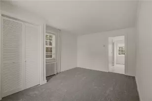 26 Freebody St, Newport, RI 02840 - Photo 13