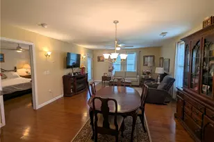 105 Village Green Cir, Coventry, RI 02816 - Photo 5