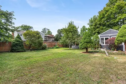 8 Hampden Road, Bristol, RI 02809 - Photo 19