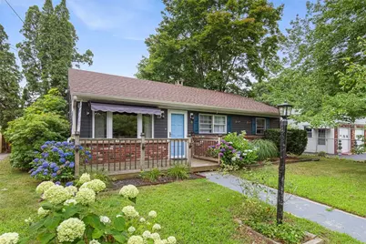 8 Hampden Road, Bristol, RI 02809 - Photo 1
