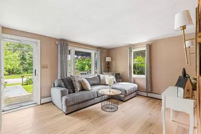 8 Hampden Road, Bristol, RI 02809 - Photo 3