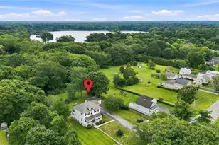 334 Middle Hwy, Barrington, RI 02806 - Photo 3