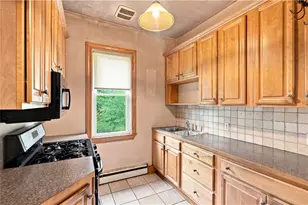 334 Middle Hwy, Barrington, RI 02806 - Photo 33