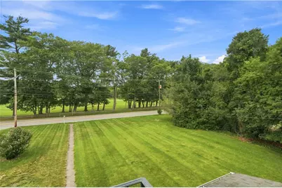 334 Middle Highway, Barrington, RI 02806 - Photo 37