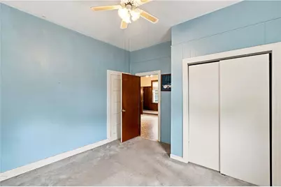 334 Middle Highway, Barrington, RI 02806 - Photo 11