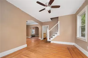 23 Grand St, Providence, RI 02907 - Photo 9