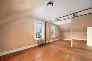 23 Grand St, Providence, RI 02907 - Photo 15