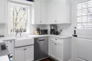 31 Thames St, Newport, RI 02840 - Photo 7