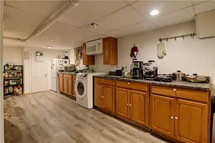 108 York Ave, Pawtucket, RI 02860 - Photo 13