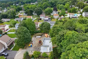 7 Broadview Ave, Bristol, RI 02809 - Photo 9