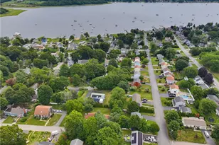 7 Broadview Ave, Bristol, RI 02809 - Photo 1