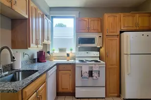 3 Bull St, Newport, RI 02840 - Photo 13