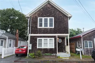 13 Island Ave, Portsmouth, RI 02871 - Photo 25