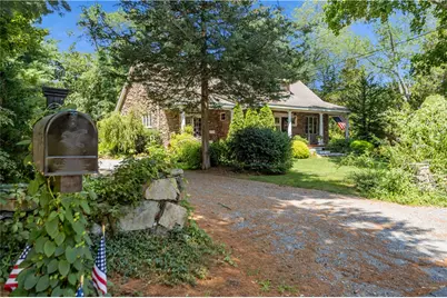 93 Kickemuit Avenue, Bristol, RI 02809 - Photo 3
