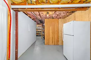 42 Leighas Ln, Coventry, RI 02816 - Photo 29