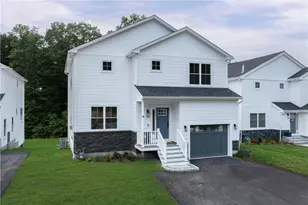 9 Stoneridge Rd, Smithfield, RI 02917 - Photo 1