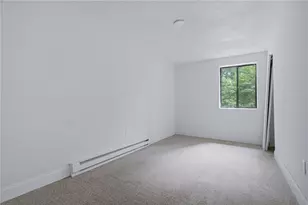 27 South St, West Warwick, RI 02893 - Photo 9