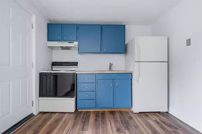 27 South Street, West Warwick, RI 02893 - Photo 11