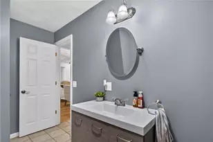 87 N Bend St, Pawtucket, RI 02860 - Photo 21