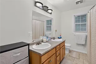 87 N Bend St, Pawtucket, RI 02860 - Photo 9