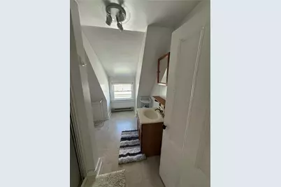 28 Calvert Street #3, Newport, RI 02840 - Photo 11