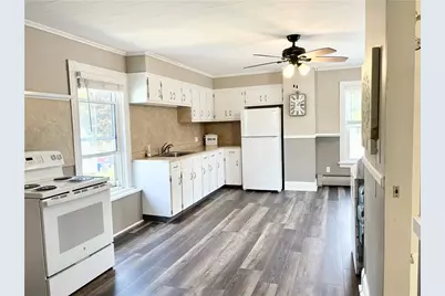 65 Summit Avenue, West Warwick, RI 02893 - Photo 19