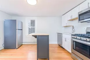 8 Marcello St, Providence, RI 02919 - Photo 19