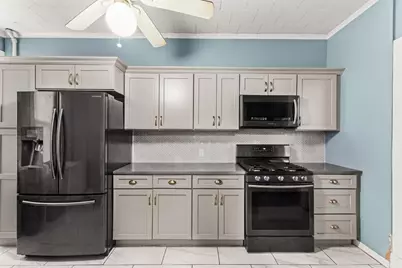 85 Maynard Street, Pawtucket, RI 02860 - Photo 5