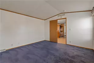 34 Langdon Ave, Pawtucket, RI 02861 - Photo 21