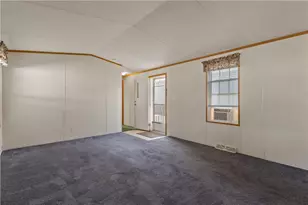 34 Langdon Ave, Pawtucket, RI 02861 - Photo 17