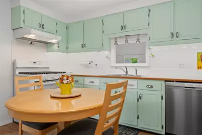 2 Pagnano Street, Bristol, RI 02809 - Photo 5