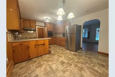 28 Arthur Street, West Warwick, RI 02893 - Photo 9