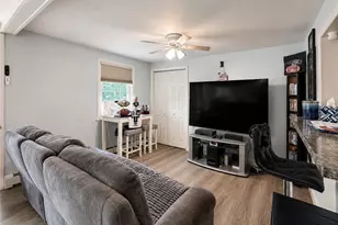 123 Wampanoag Rd, Warwick, RI 02818 - Photo 5