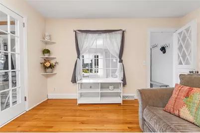 26 Bowden Avenue, Barrington, RI 02806 - Photo 7