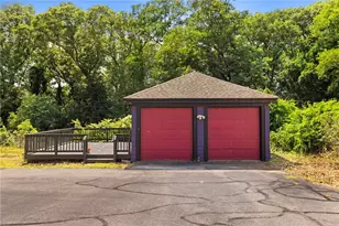544 Harris Ave, Woonsocket, RI 02895 - Photo 31
