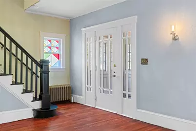 544 Harris Avenue, Woonsocket, RI 02895 - Photo 5