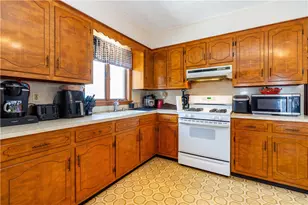 117 Orchard St, East Providence, RI 02914 - Photo 29