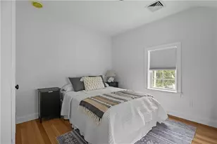 34 E Bowery St, Newport, RI 02840 - Photo 19