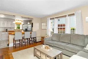 6 Nevada Ave, East Providence, RI 02916 - Photo 5