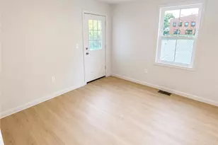 134 Florence St, Providence, RI 02909 - Photo 15